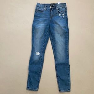 High waisted stretch denim jeans